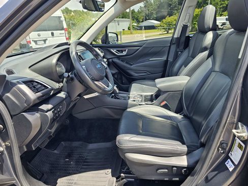 Used 2021 Subaru Forester Touring w/ Popular Package #2 AWD/4WD image 17