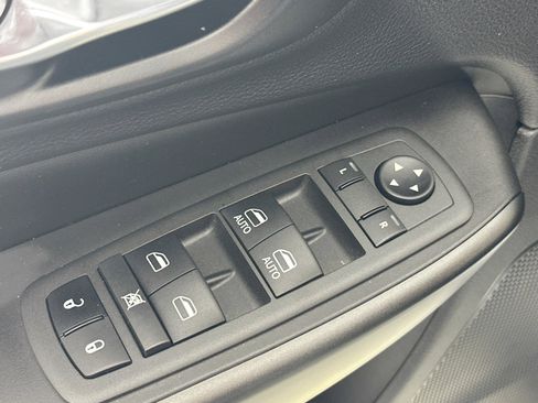 Used 2022 Jeep Cherokee Trailhawk w/ Trailer Tow Group image 17