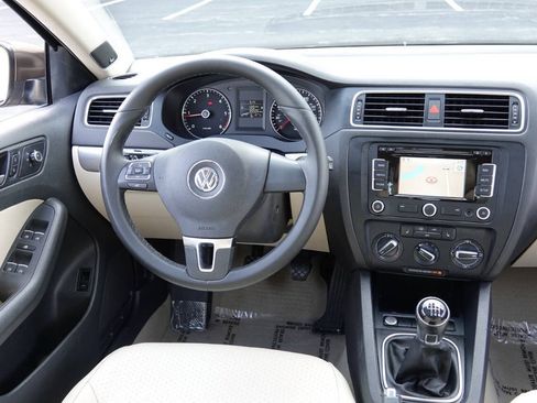 Used 2014 Volkswagen Jetta TDI FWD image 72