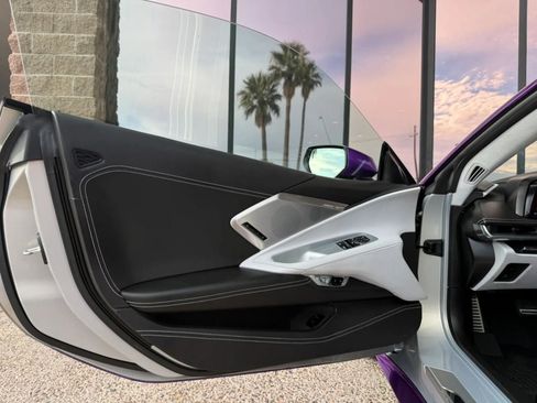 Used 2022 Chevrolet Corvette Stingray Premium Cpe w/ Z51 Performance Package RWD image 36