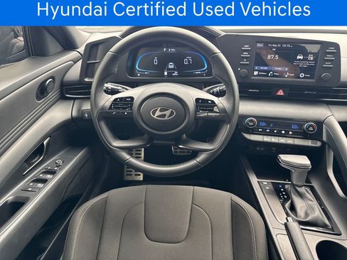 Certified 2025 Hyundai Elantra Sport FWD image 16