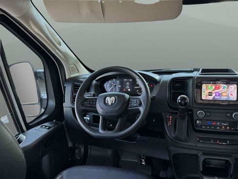 Used 2025 RAM ProMaster 2500 w/ Convenience Group FWD image 13