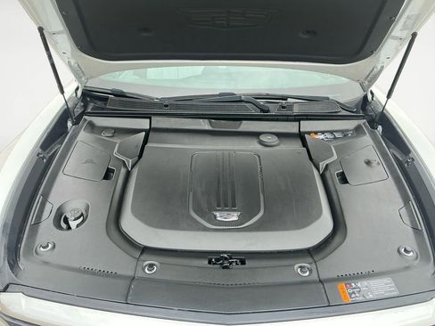 Used 2024 Cadillac Lyriq Luxury image 18