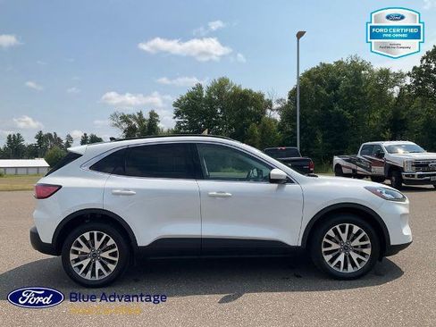 Certified 2022 Ford Escape Titanium w/ Class II Trailer Tow Package AWD/4WD image 23