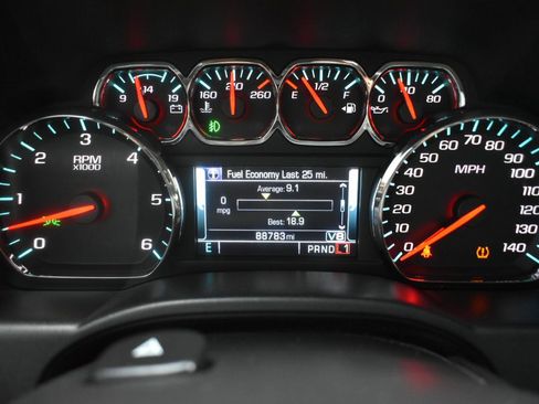 Used 2018 GMC Sierra 1500 SLT w/ Enhanced Driver Alert Package RWD image 17