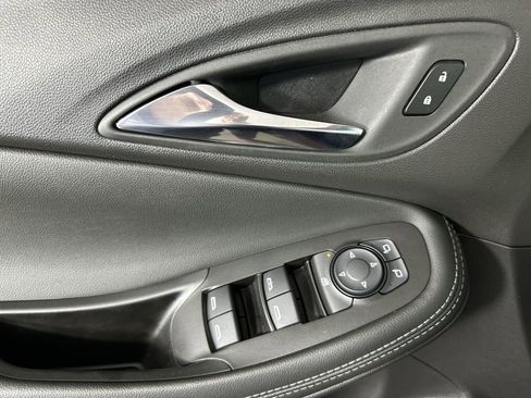 Certified 2023 Buick Encore GX Select FWD image 24