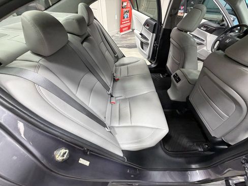 Used 2014 Honda Accord EX-L image 48