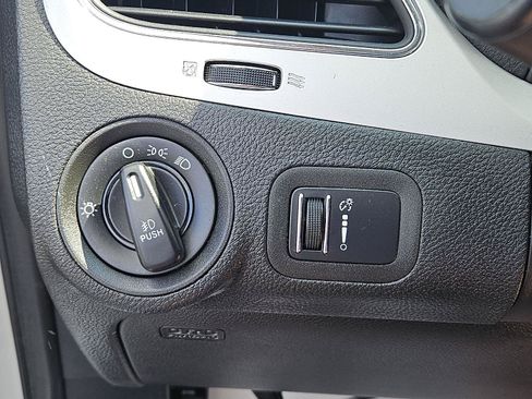 Used 2013 Dodge Journey SXT w/ Comfort/Convenience Group AWD/4WD image 8
