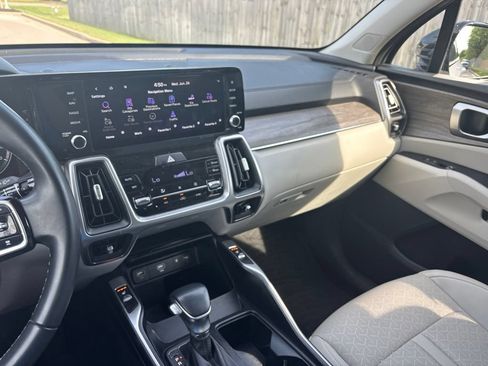 Used 2023 Kia Sorento X-Line EX AWD/4WD image 37