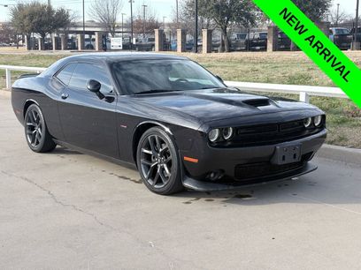 Used 2019 Dodge Challenger R/T w/ Blacktop Package