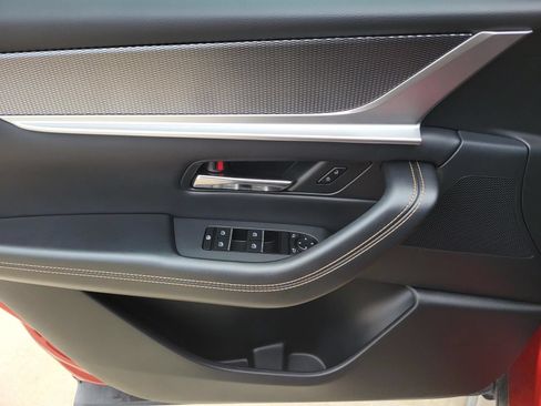Certified 2024 MAZDA CX-90 Plug-In Hybrid w/ Premium Pkg AWD/4WD image 21