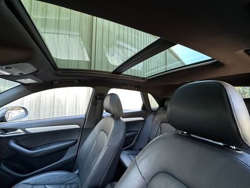 Used 2017 Audi Q3 2.0T Premium image 31