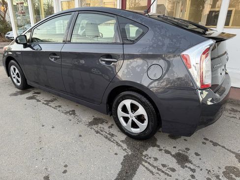 Used 2012 Toyota Prius Two image 5