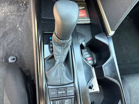 Used 2025 Toyota Camry LE FWD image 18