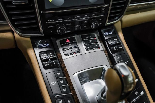 Used 2016 Porsche Panamera S w/ Premium Package Plus RWD image 28