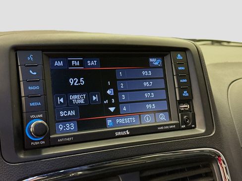 Used 2019 Dodge Grand Caravan GT image 21