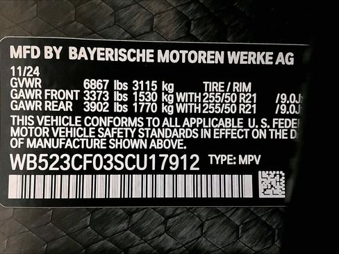 Used 2025 BMW iX xDrive50 w/ Premium Package AWD/4WD image 31