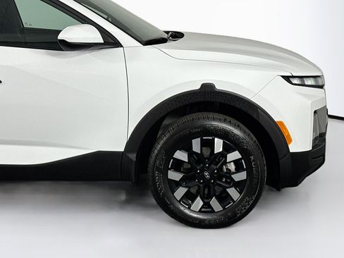 Used 2025 Hyundai Santa Cruz SE image 39