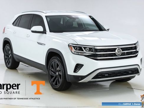 Used 2022 Volkswagen Atlas Cross Sport SE w/ Black Wheel Package AWD/4WD image 53