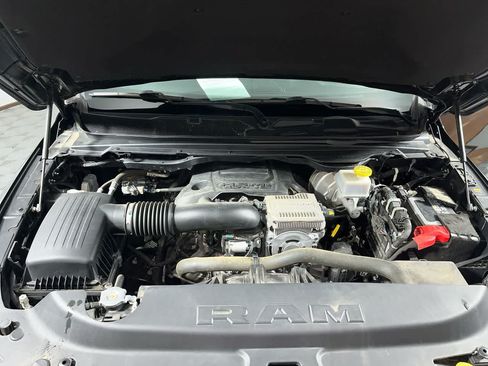 Used 2023 RAM 1500 Laramie AWD/4WD image 12