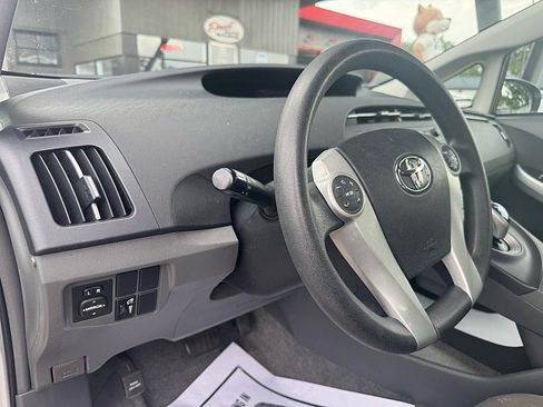 Used 2011 Toyota Prius Two FWD image 10