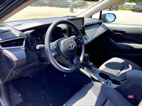 Used 2024 Toyota Corolla LE FWD image 8