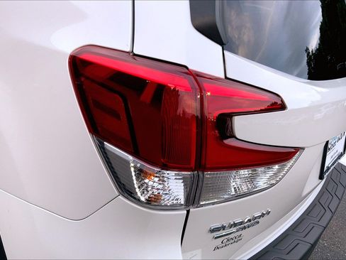 Used 2023 Subaru Forester Limited AWD/4WD image 30