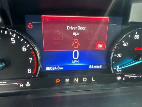 Used 2023 Ford Explorer XLT w/ Equipment Group 202A AWD/4WD image 17