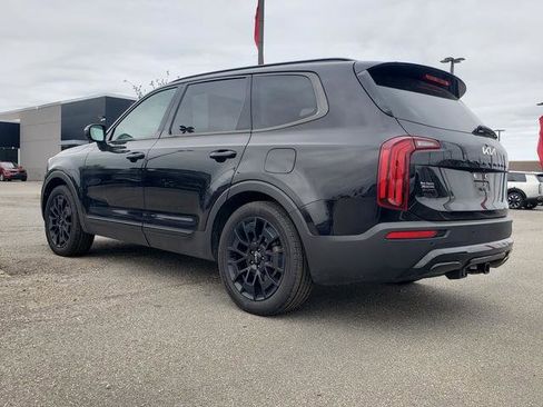 Certified 2022 Kia Telluride EX w/ EX Premium Package AWD/4WD image 7