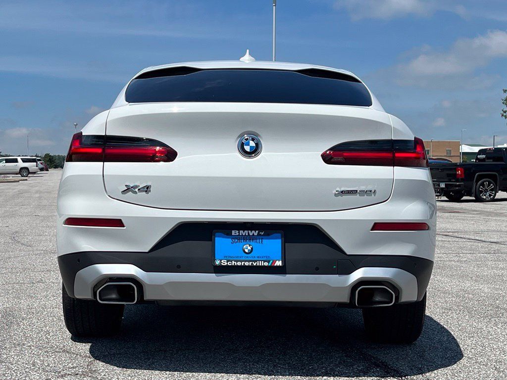 Certified 2025 BMW X4 xDrive30i w/ Premium Package AWD/4WD image 15