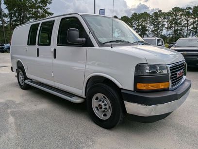 Used 2025 GMC Savana 2500 w/ Driver Convenience Package