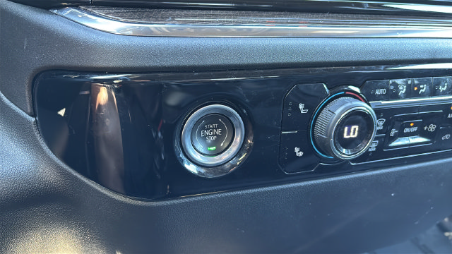 Used 2024 Chevrolet Silverado 1500 LT AWD/4WD image 28