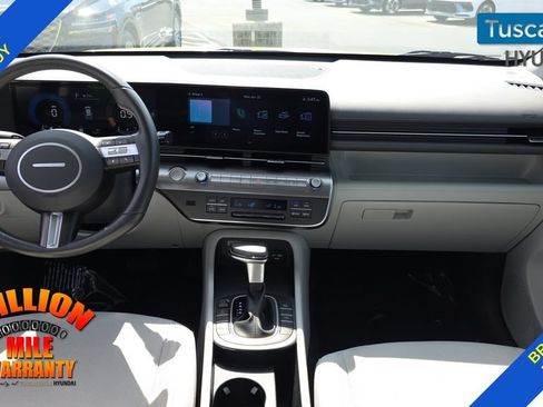 Used 2025 Hyundai Kona SEL AWD/4WD image 25