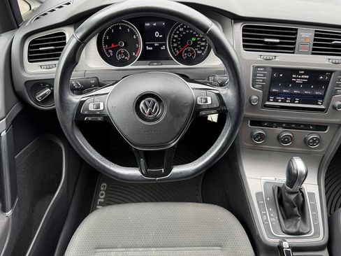 Used 2017 Volkswagen Golf S AWD/4WD image 15