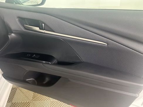 Used 2025 Toyota Camry SE FWD image 17