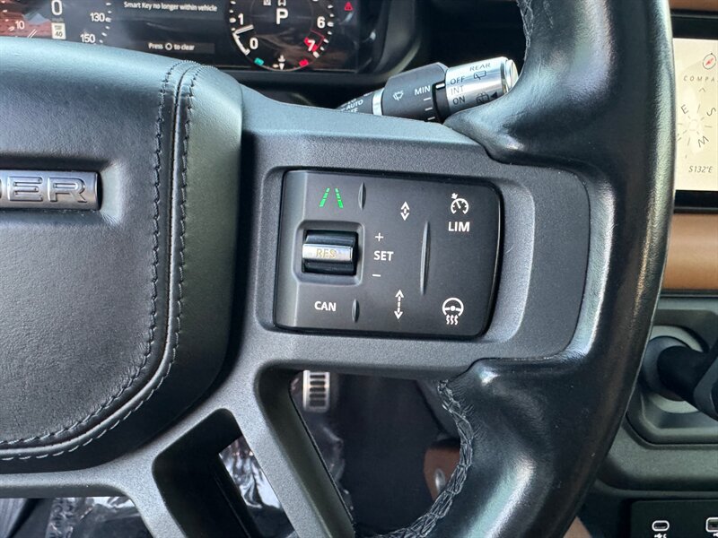 Used 2021 Land Rover Defender 110 X AWD/4WD image 28