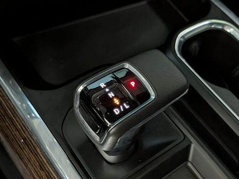 Used 2022 GMC Sierra 1500 Elevation AWD/4WD image 26