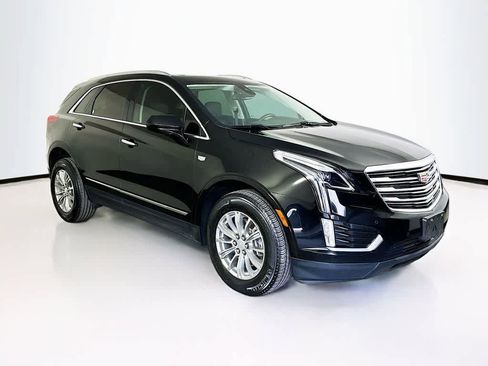 Used 2017 Cadillac XT5 Luxury w/ Driver Awareness Package AWD/4WD image 24