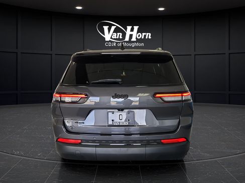 Used 2023 Jeep Grand Cherokee L Laredo AWD/4WD image 6