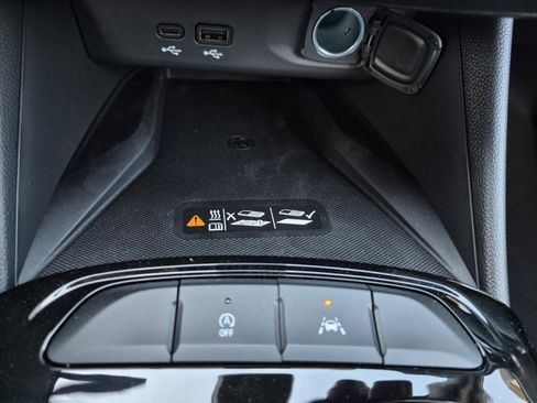 New 2026 Buick Envista Sport Touring w/ Convenience I Package FWD image 20