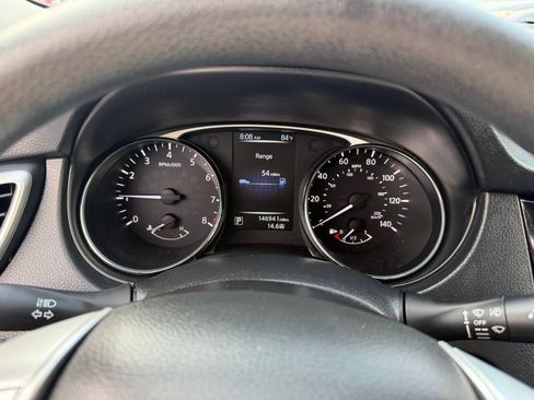Used 2016 Nissan Rogue S AWD/4WD image 13