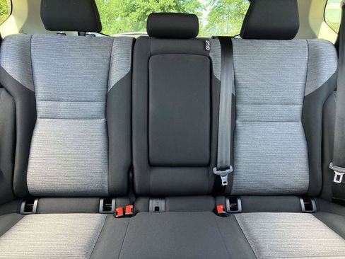 Used 2023 Nissan Rogue SV AWD/4WD image 30