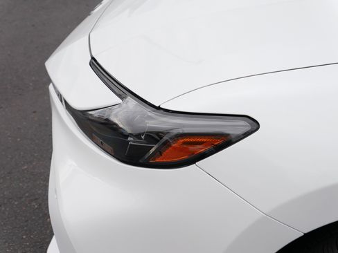 Used 2025 Toyota Camry XLE image 16