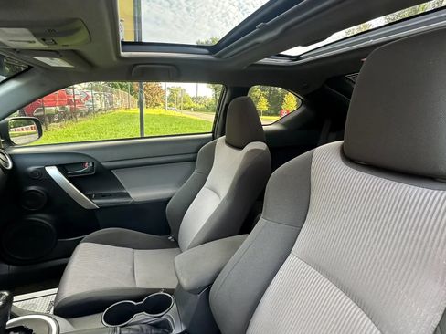 Used 2014 Scion tC FWD image 20