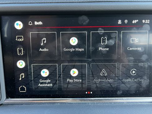 Used 2022 GMC Yukon XL Denali w/ Advanced Technology Package image 24