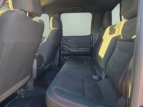 Used 2023 Nissan Frontier PRO-4X w/ Pro Convenience Package image 16