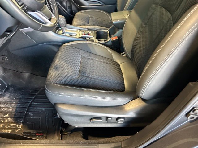 Used 2022 Subaru Forester Premium AWD/4WD image 16