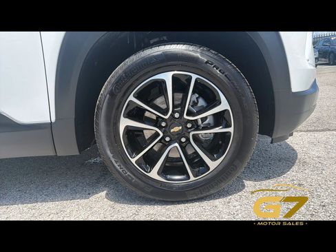Used 2026 Chevrolet TrailBlazer LT AWD/4WD image 4