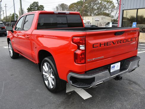 Used 2019 Chevrolet Silverado 1500 LT w/ Texas Edition image 8