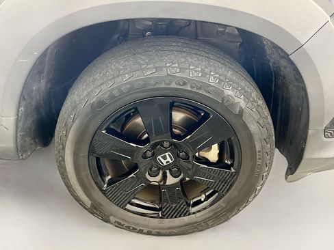 Used 2022 Honda Pilot TrailSport image 12